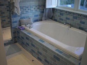 two person tub with tile surround